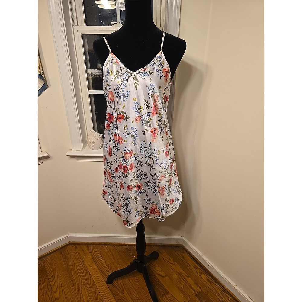 Secret Treasures Floral Lingerie Slip Nightgown Womens Size Small Sexy